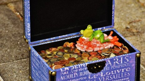 Депутати и министри масово „забравят“ да декларират доходите на половинките си