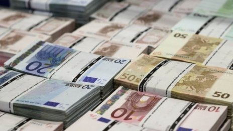 Лихвите по левови депозити за граждани растат минимално през декември