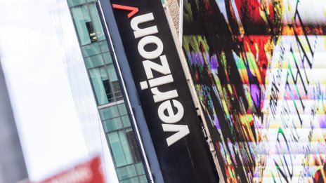 Акциите на Verizon записаха най-големия си борсов ръст от 2020 г.