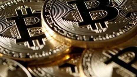 Американски и британски банки забраниха покупките на биткойн с кредитни карти