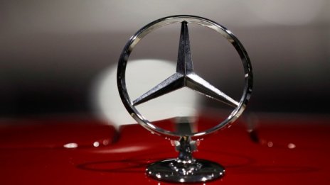 Daimler със загуба от 1,3 млрд. евро през второто тримесечие