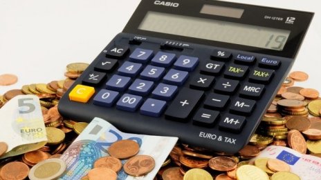 Средно за 93 дни остава блокиран оборотният капитал на българските фирми