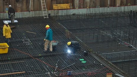 ДНСК прекрати лицензите на шест фирми за строителен надзор