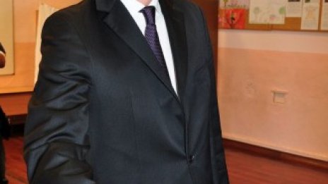 Иван Портних печели кметските избори във Варна*