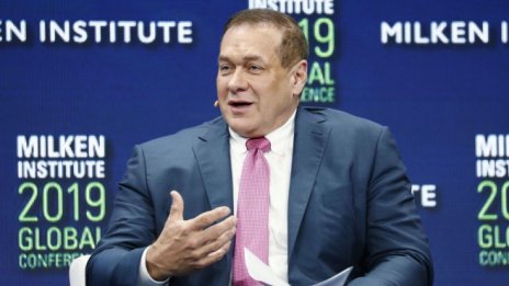 Титаните на Wall Street: Рисковете пред платежната система според Скот Майнърд