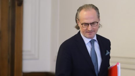 Председателят на ВКС Лозан Панов се включва в президентската надпревара