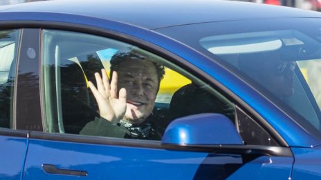 Tesla отново отчете рекорд на доставките 