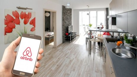 IPO-то на Airbnb: Желание да се задоволят очакванията на инвеститорите?