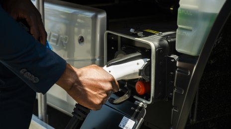 Китайските автопроизводители поглеждат към Африка на фона на бариерите в други региони