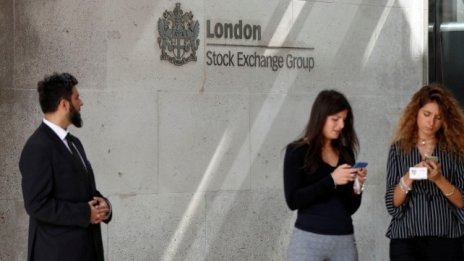 Сянката на коронавируса продължава да сковава европейските борси