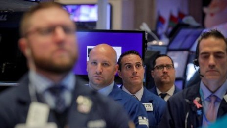 Драмата на Wall Street продължава, докато коронавирусът взима нови жертви