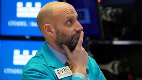 Щатските индекси се приближават до най-лошата седмица от финансовата криза насам