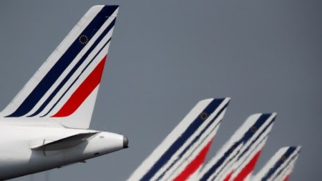 Холандският авиопревозвач KLM спира полетите до Техеран