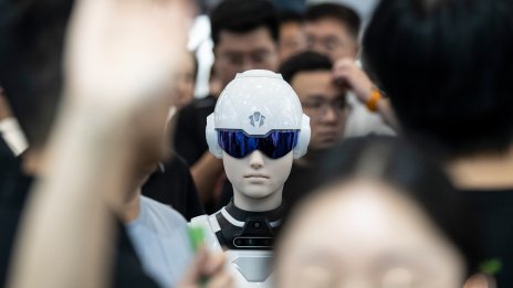 Какво ще стане, когато китайският AI излезе извън контрол?