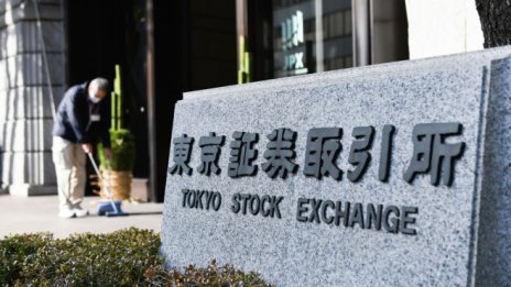 Новата порция икономически данни от Китай оцвети в зелено индексите в Азия