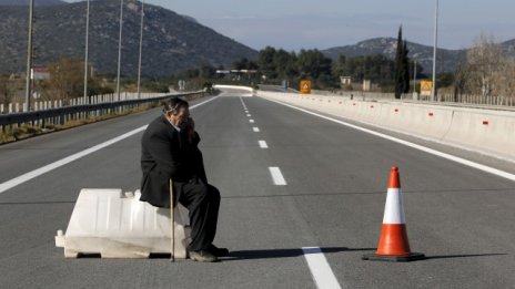 Българските превозвачи вдигат контраблокадата по границата с Гърция