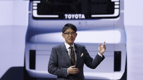 Новият шеф на Toyota засенчва предшествениците си при борсовото представяне