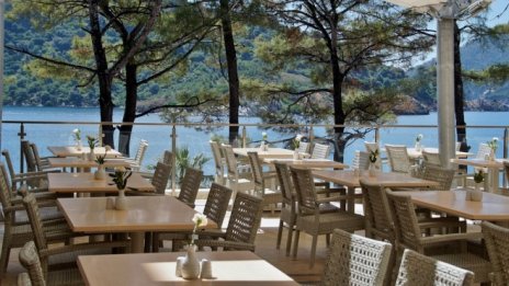 След корекция: ГЕРБ предлага по-нисък ДДС за заведения и развлекателния сектор*