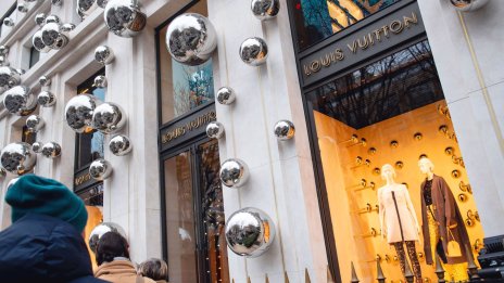 Първи в Европа: Пазарната оценка на LVMH мина прага от 500 млрд. долара