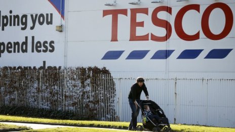 Tesco се завръща към растеж
