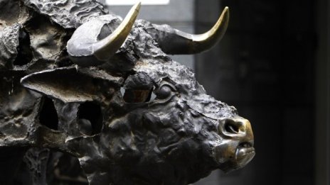 КФН спря временно закупуването на акции на Булстрад от Ти Би Ай България