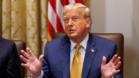 Тръмп изпрати нова порция писма с мита до шест държави