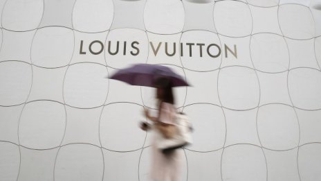 Акциите на LVMH поевтиняха след разочароващи резултати за тримесечието