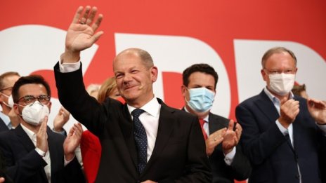 Социалдемократите на Олаф Шолц печелят изборите в Германия
