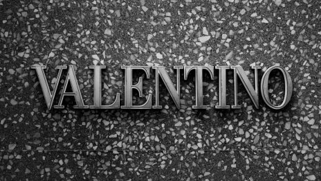 Акционерите на Valentino обещават нова подкрепа за 2026 г. след загуби и нарастващ дълг