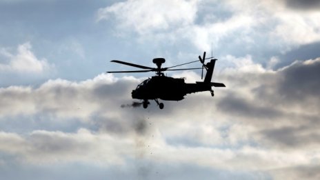 Индия ще купи от Boeing 6 хеликоптера Apache за близо 655 млн. долара