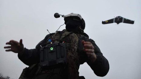 Най-голямото руско пристанище е под масиран обстрел с дронове