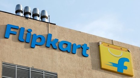 Индийският регулатор разреши сделката на Walmart за Flipkart