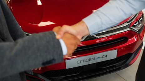 Stellantis изкупува обратно от General Motors акции за 932 млн. евро