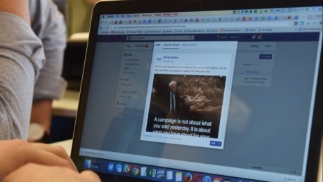 Facebook наема 1000 души за проверка на реклами