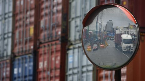 Износът на България за ЕС расте над три пъти по-бързо от вноса към ноември