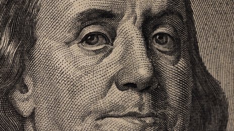 Привлекателността на парите в брой е подложена на тест