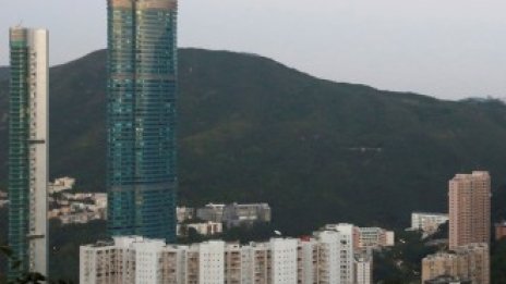 Цените на жилищата в Хонконг намаляват за първи път от 29 месеца