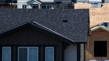 Цените на жилищата достигат рекордни нива в САЩ и Европа