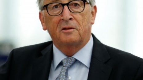 Юнкер: Brexit без сделка ще върне твърдата граница с Ирландия