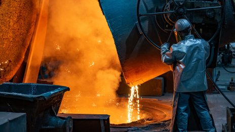 Производството в световен мащаб се разширява за втори пореден месец