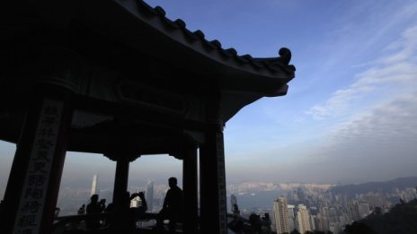 Продажбите на жилища в Хонконг се върнаха към нивата от края на 2008 г.