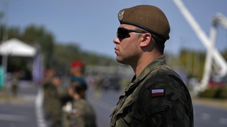 Полша цели да използва средства от ПВУ за отбранителния си сектор