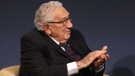 Кисинджър призова за обединение на света срещу глобалните заплахи като COVID-19