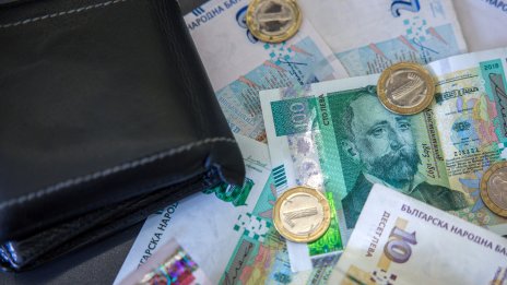 Министерството на финансите очаква бюджетен дефицит от 1,9 млрд. лева за март