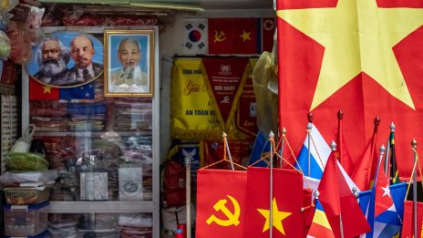 Кремъл с екзотична идея - СССР още съществува, войната в Украйна е вътрешен въпрос