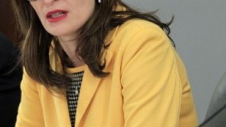 Официално: Екатерина Захариева поема поста на правосъден министър*