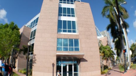 Имената на редица банки изплуваха около скандала с ФИФА