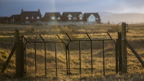 Защо Великобритания отваря нова въглищна мина?