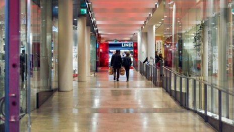 КЗП е извършила над 200 проверки в големите търговски центрове