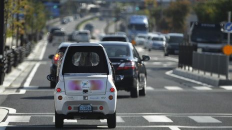 Ще се разработват ли в софийски R&D център инвертори за електромобилите на Tesla?